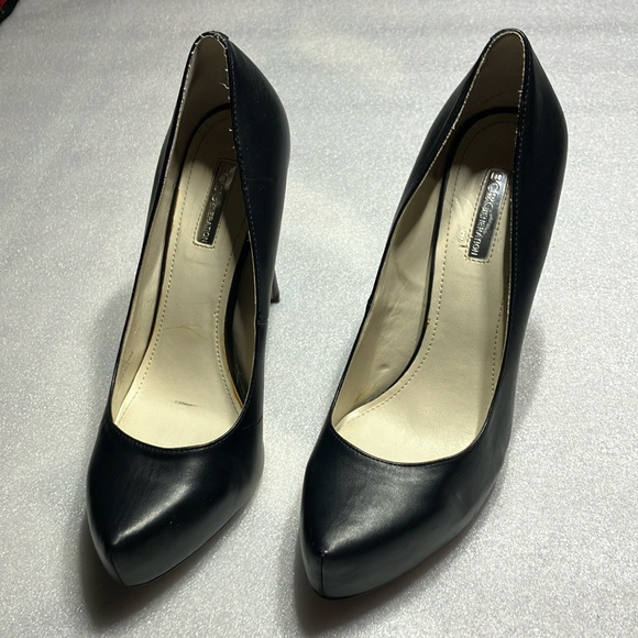 BCBG Generation leather hidden platform heels - Picture 1 of 8
